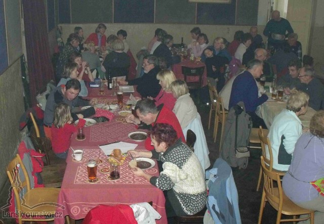 08_Pohled do salu_2.jpg